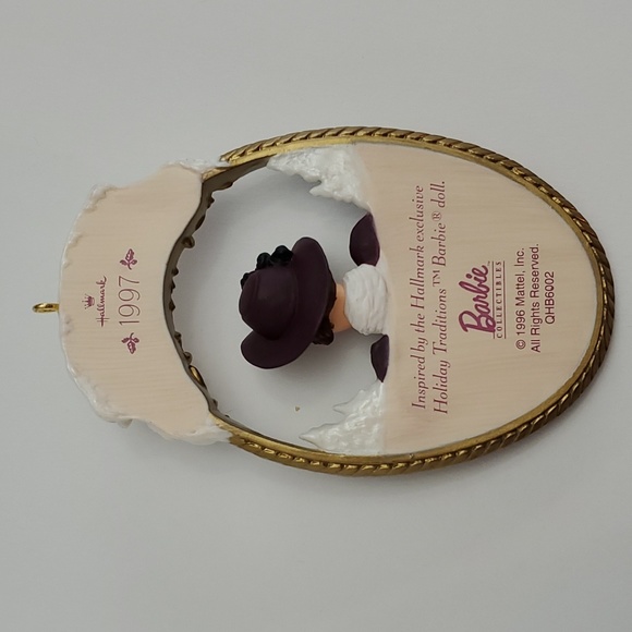 New - Vintage 1997 Holiday Traditions Barbie Keepsake Ornament - Picture 3 of 11